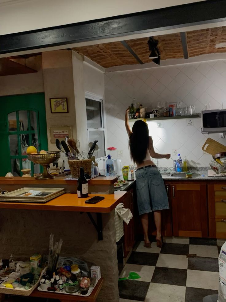 Người Chị Gái Trả Giá